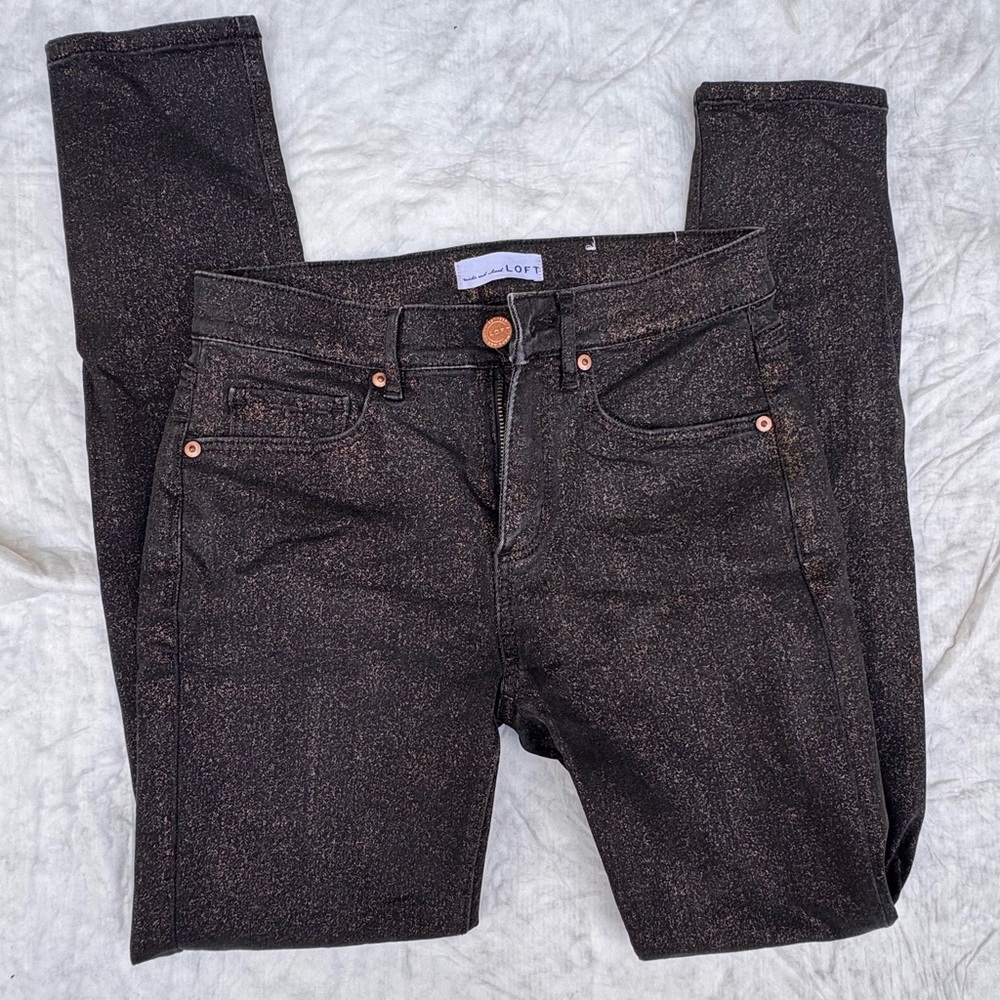 Loft black sparkly skinny jeans size 25